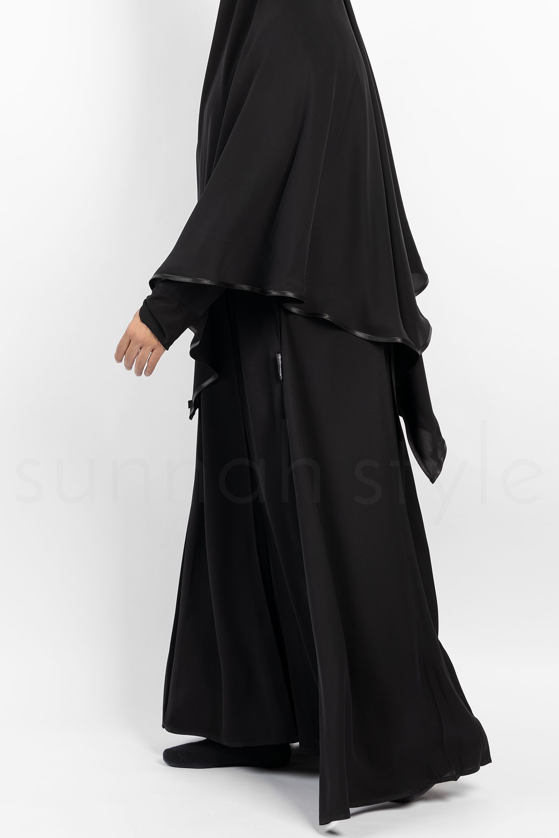 Sunnah Style Satin Trimmed Diamond Khimar Black